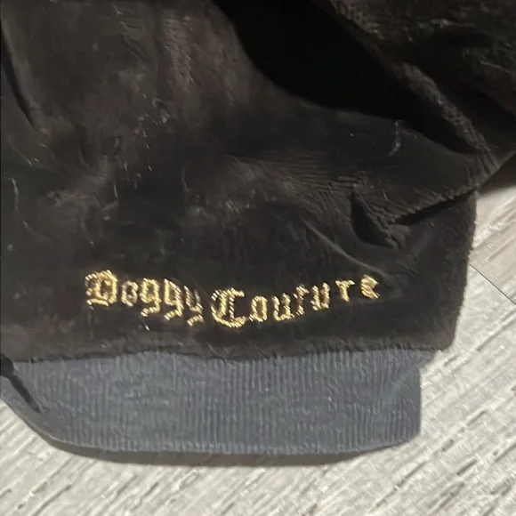RARE! Juicy Doggy Couture Family Crest Velour Hoodie